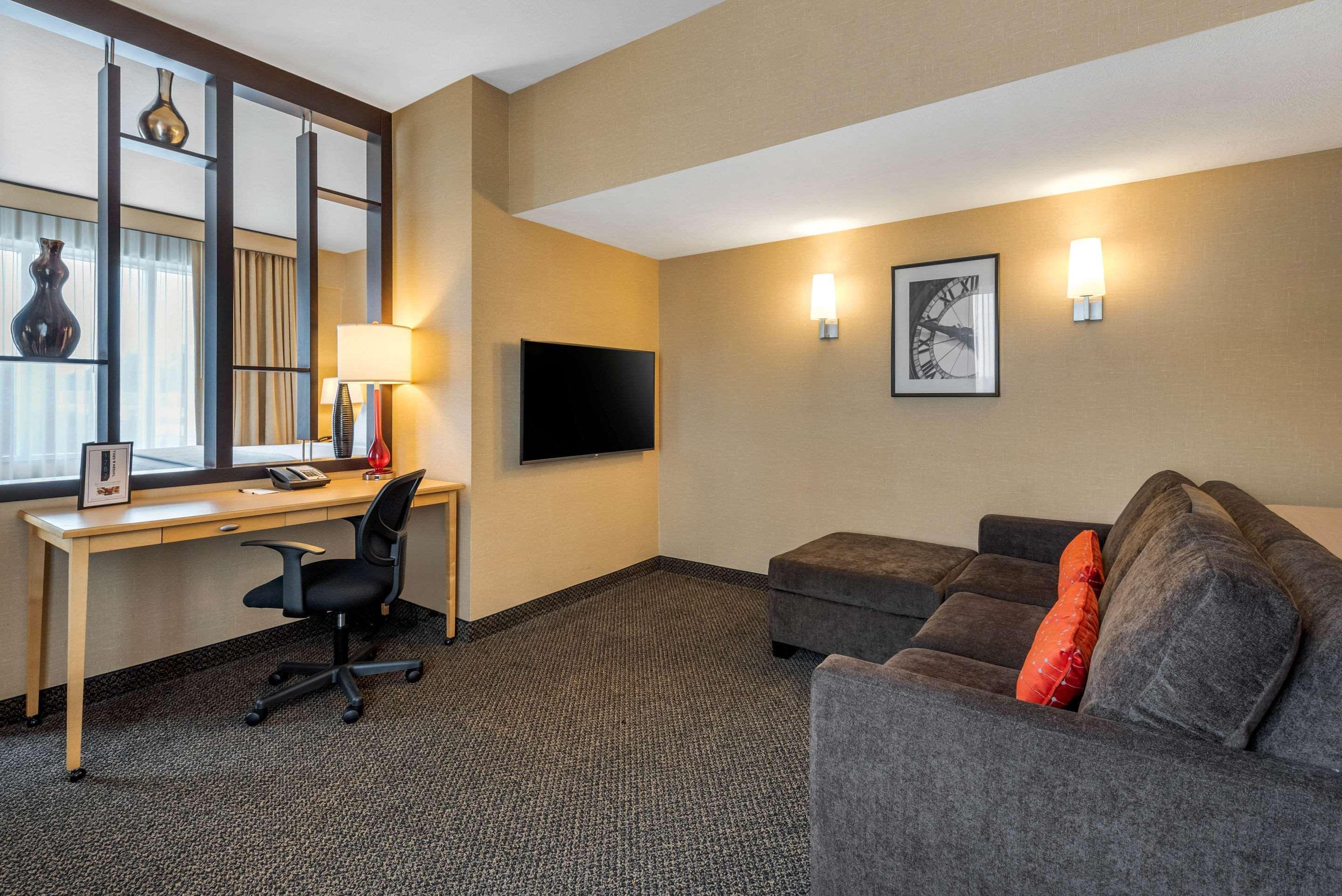 Cambria Hotel Akron - Canton Airport Uniontown Εξωτερικό φωτογραφία