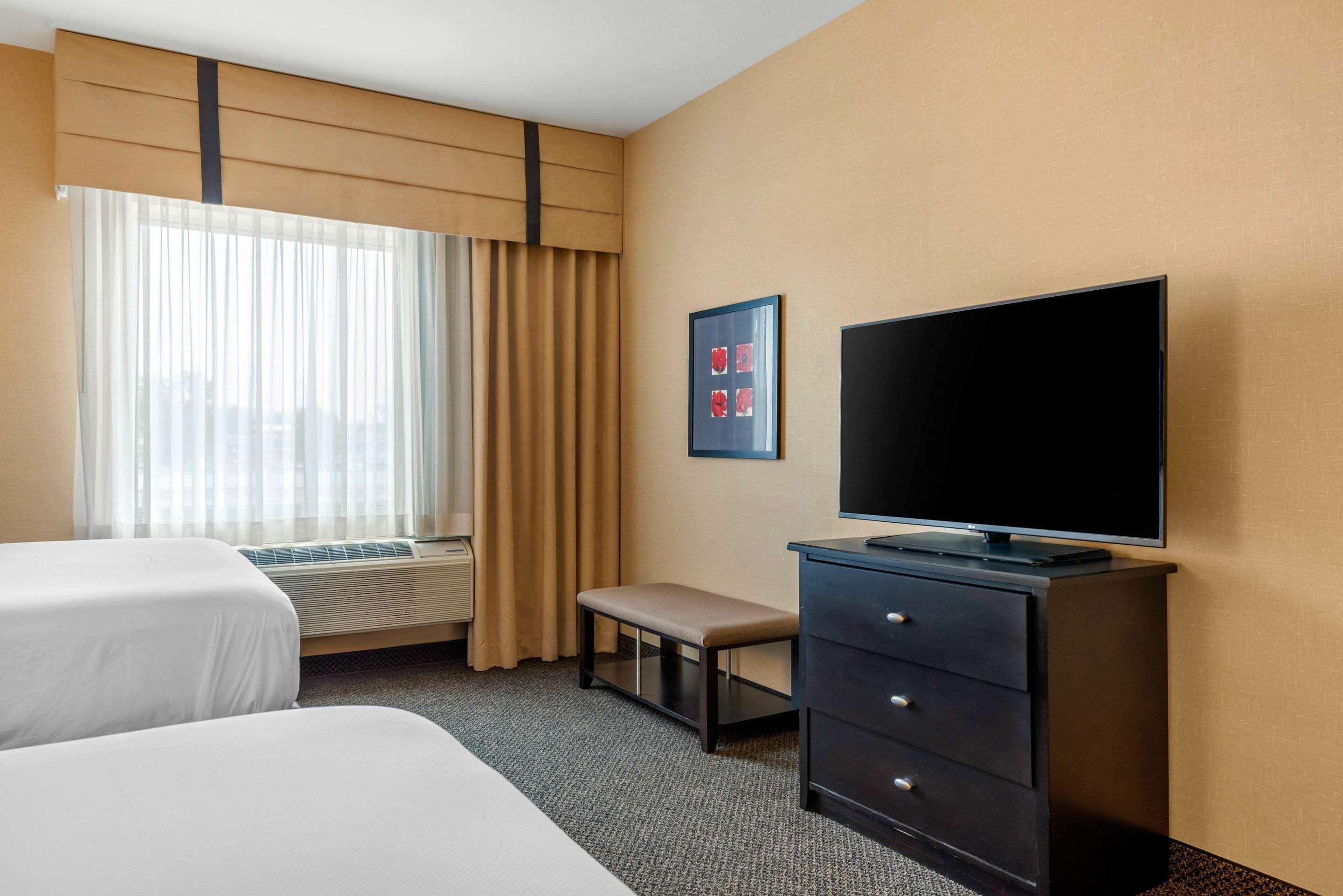 Cambria Hotel Akron - Canton Airport Uniontown Εξωτερικό φωτογραφία