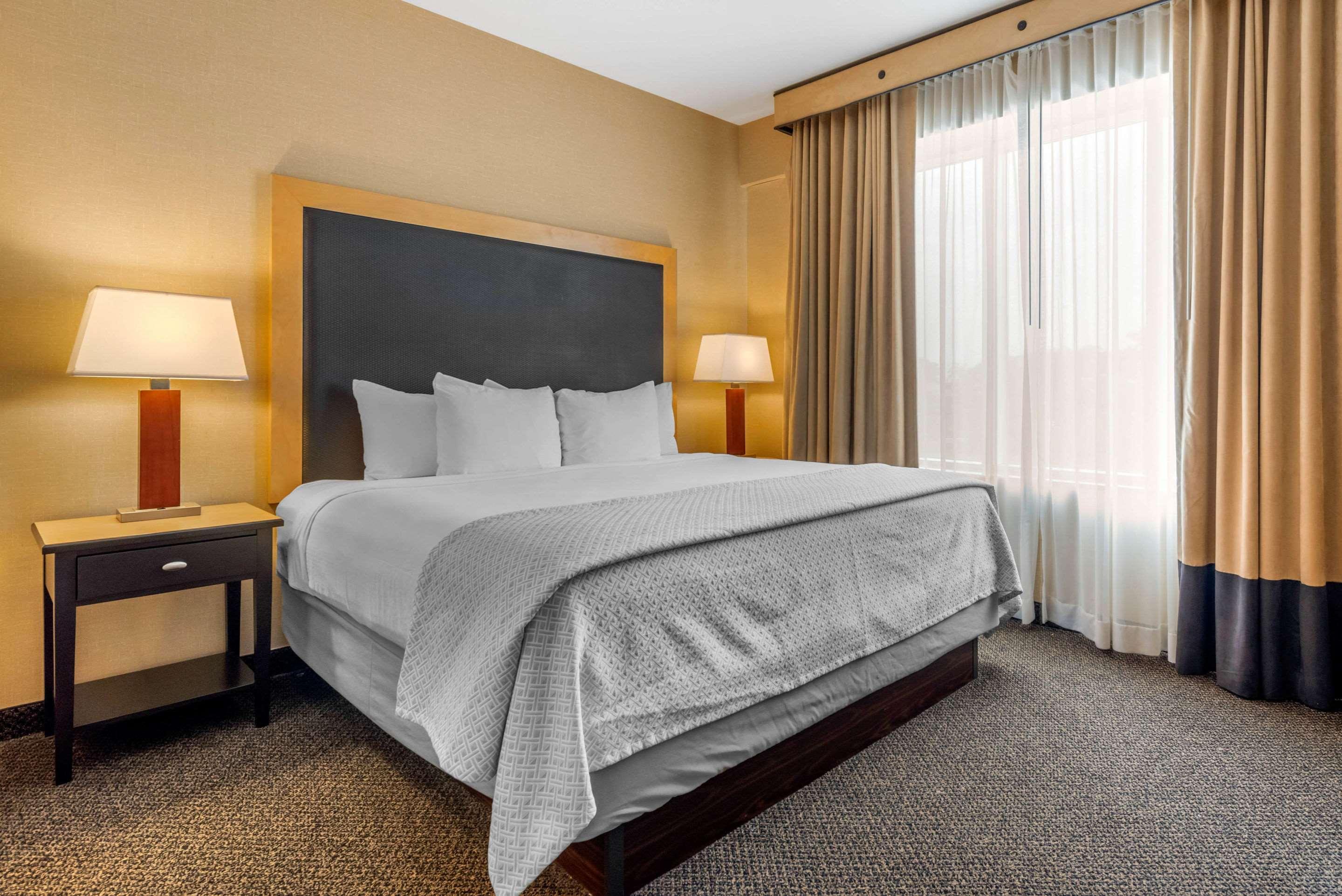 Cambria Hotel Akron - Canton Airport Uniontown Εξωτερικό φωτογραφία