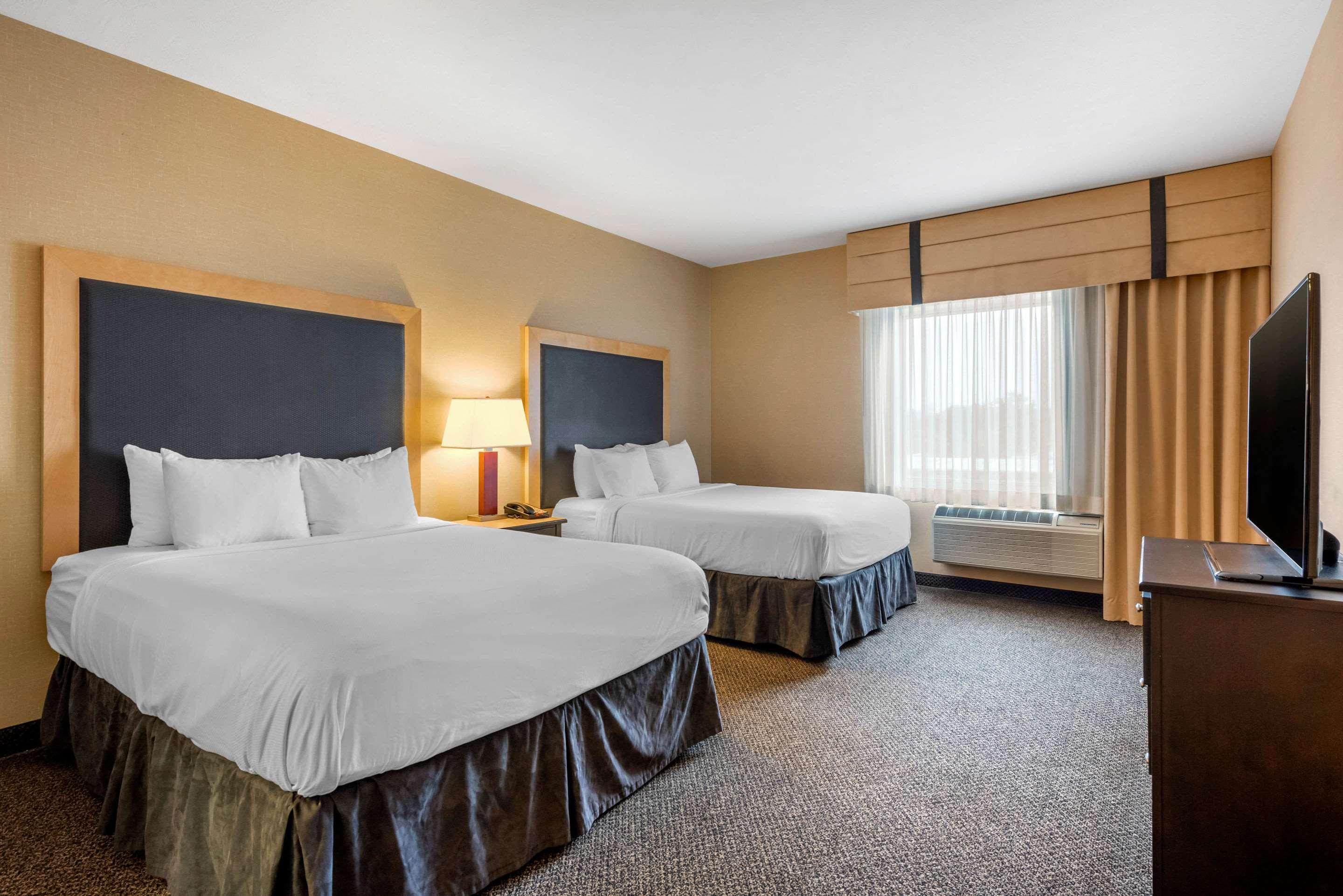 Cambria Hotel Akron - Canton Airport Uniontown Εξωτερικό φωτογραφία
