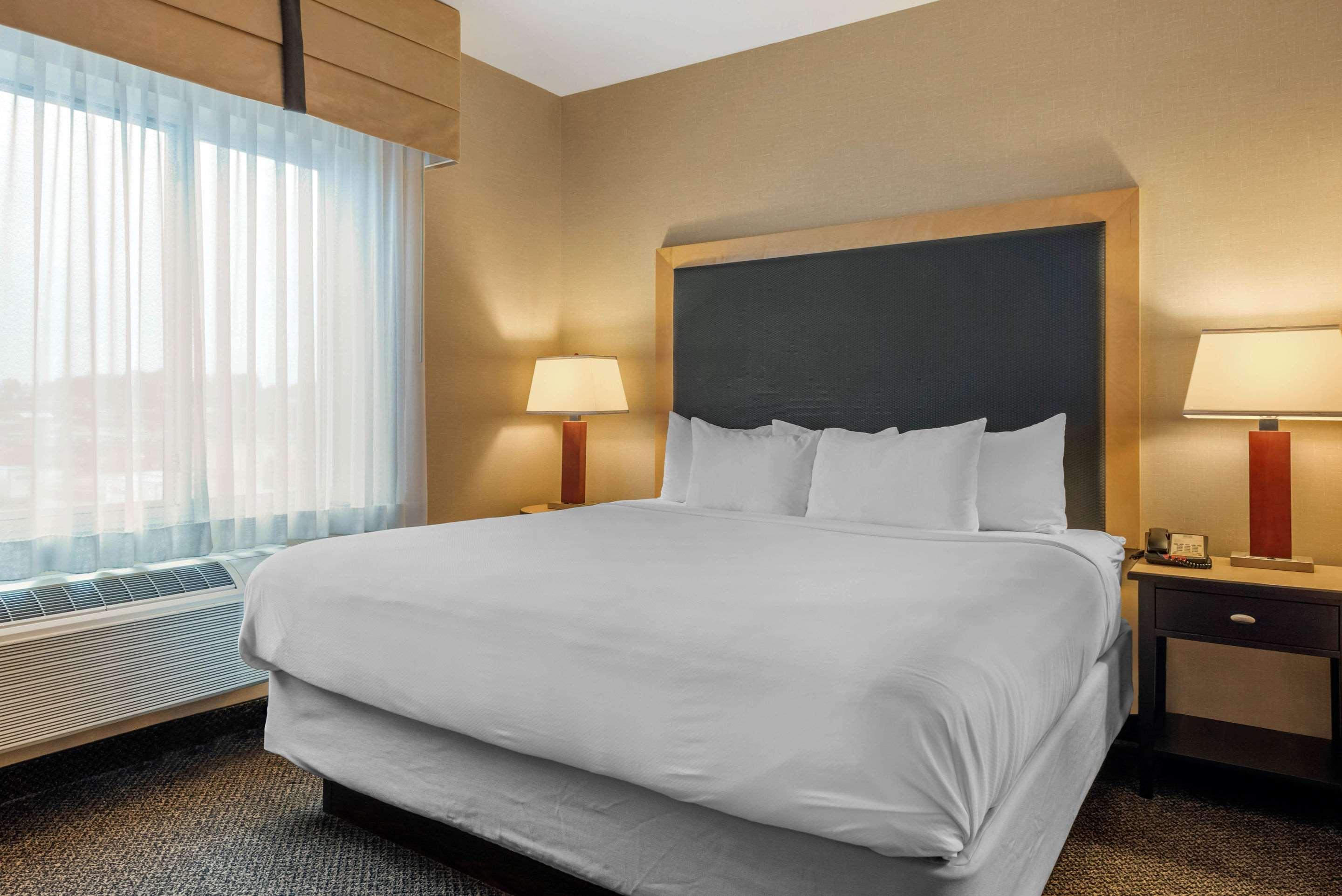 Cambria Hotel Akron - Canton Airport Uniontown Εξωτερικό φωτογραφία