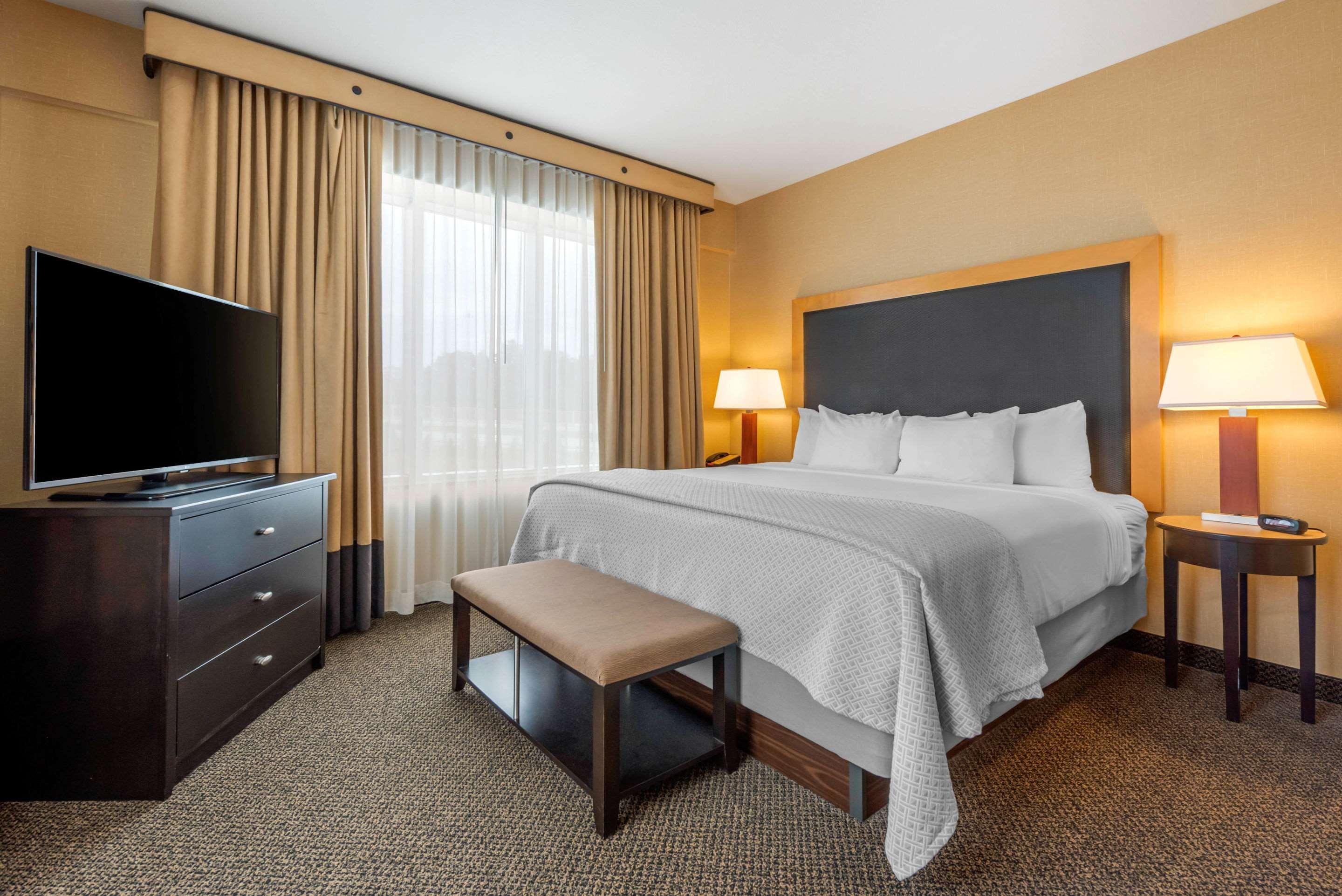 Cambria Hotel Akron - Canton Airport Uniontown Εξωτερικό φωτογραφία