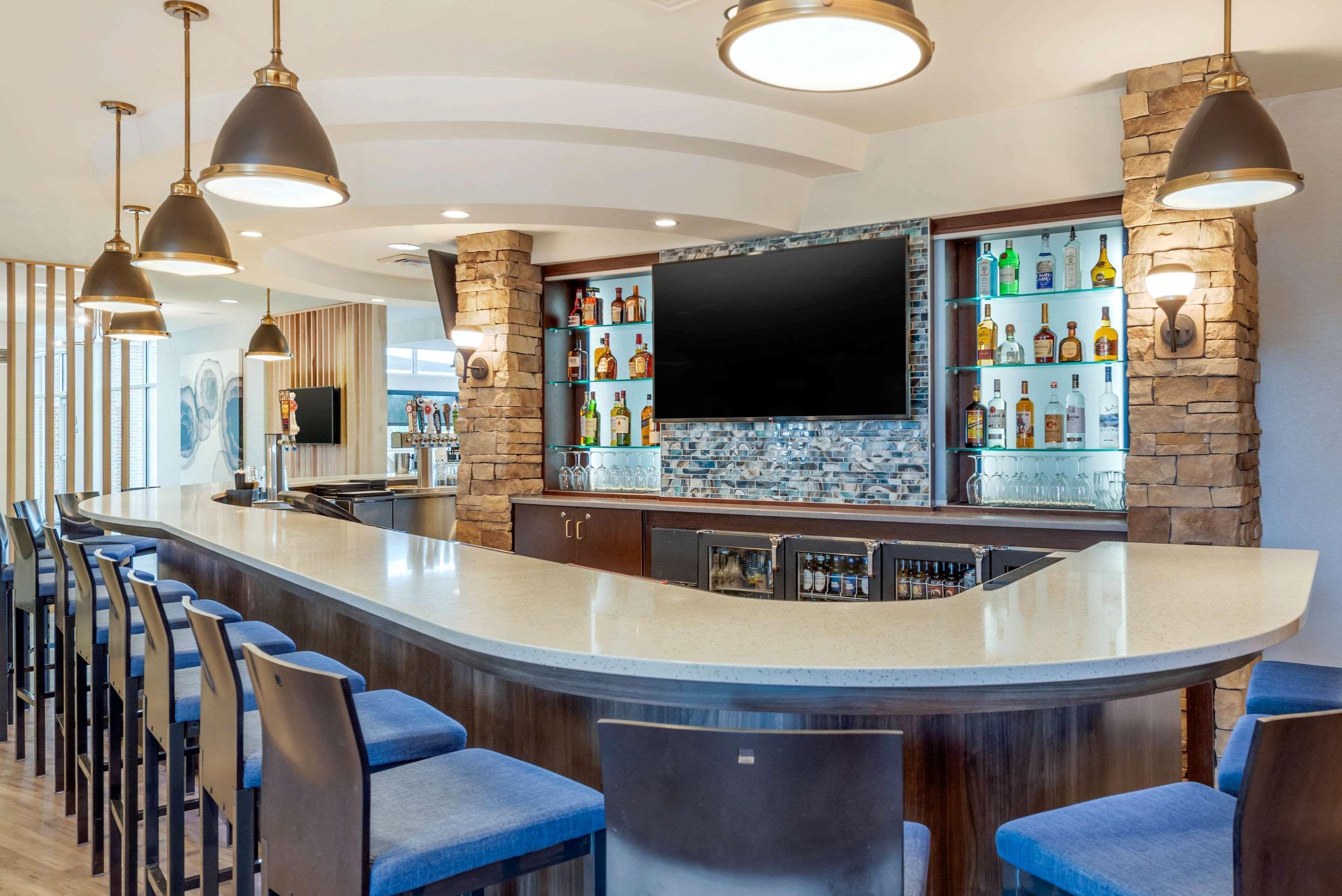Cambria Hotel Akron - Canton Airport Uniontown Εξωτερικό φωτογραφία