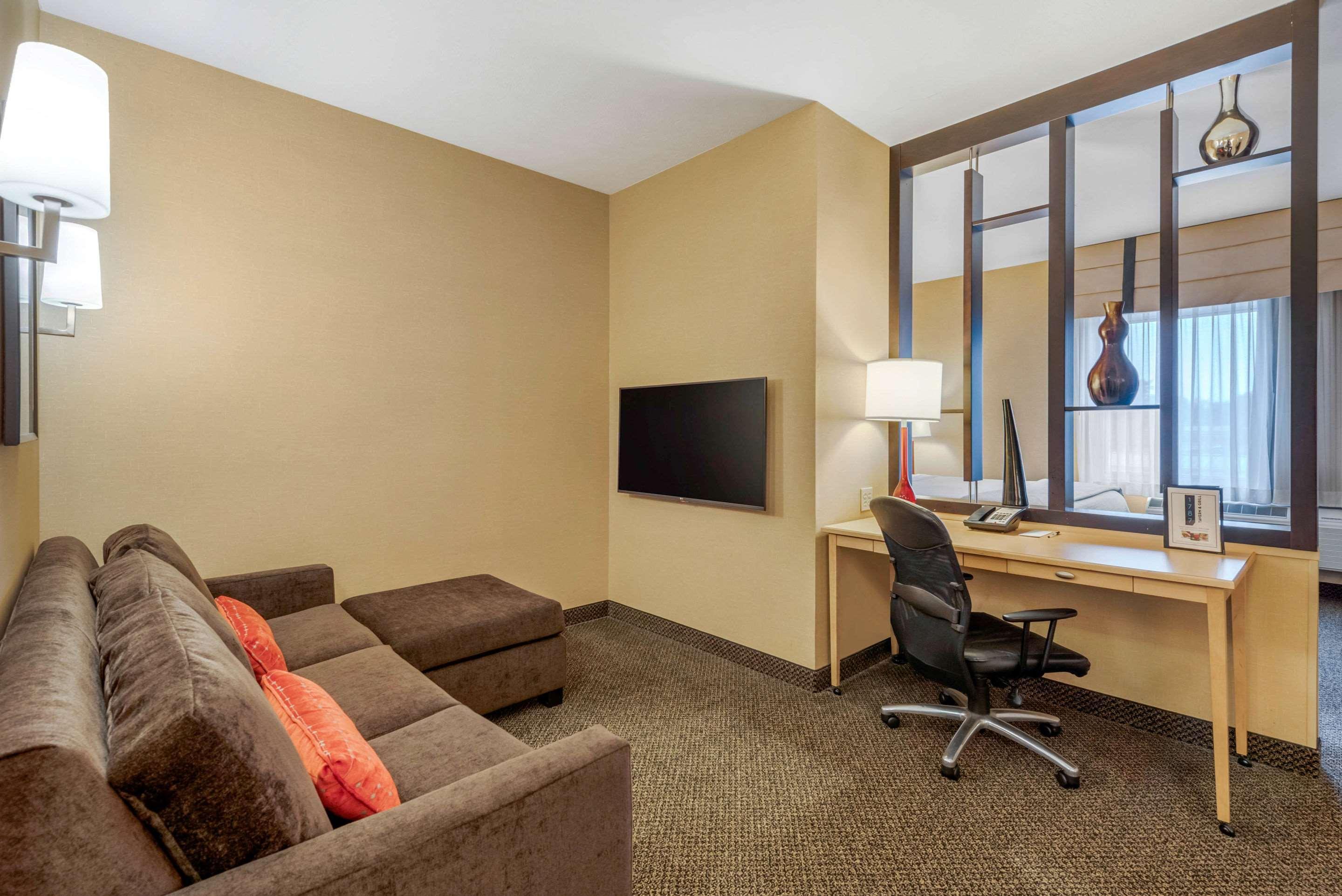 Cambria Hotel Akron - Canton Airport Uniontown Εξωτερικό φωτογραφία