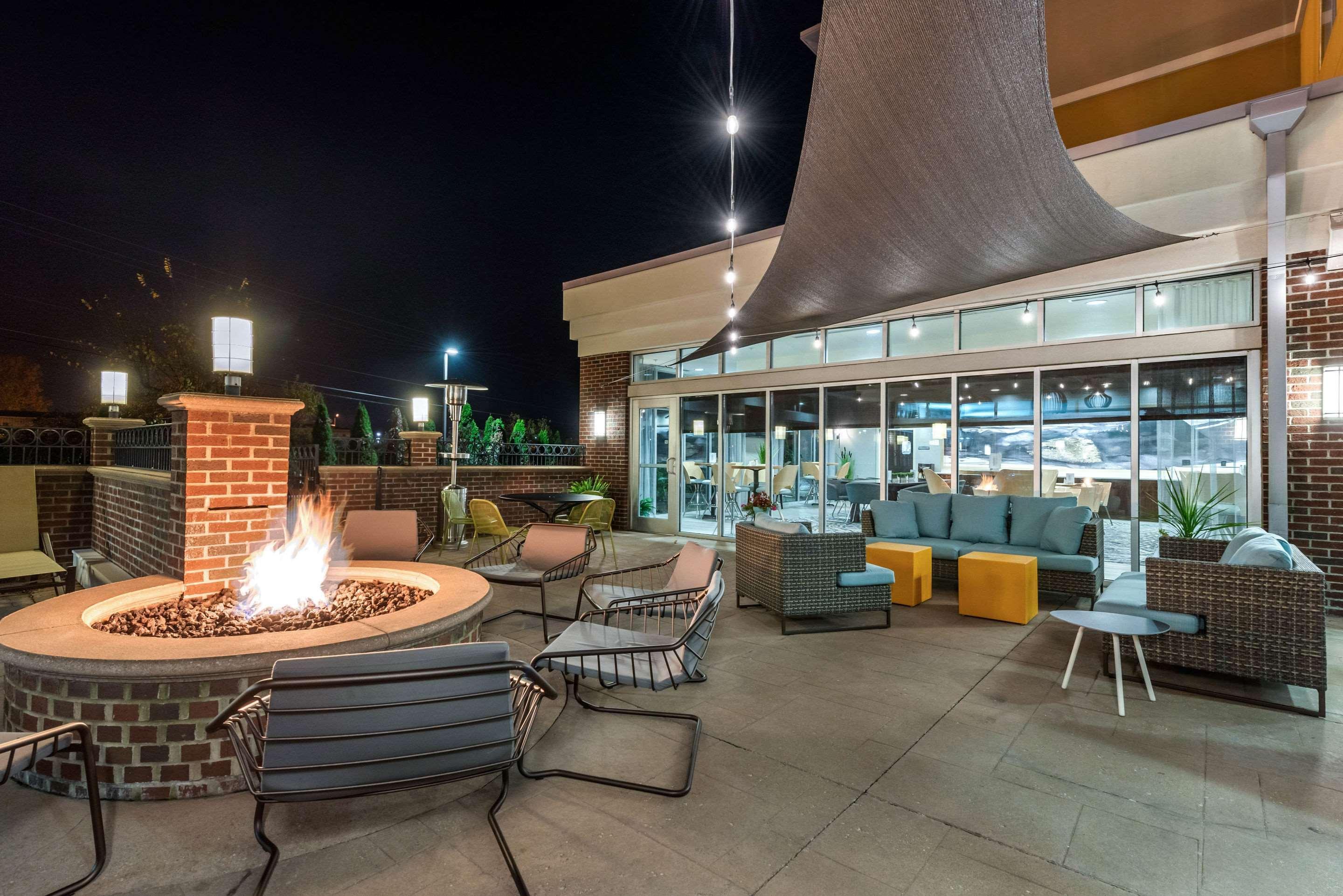 Cambria Hotel Akron - Canton Airport Uniontown Εξωτερικό φωτογραφία