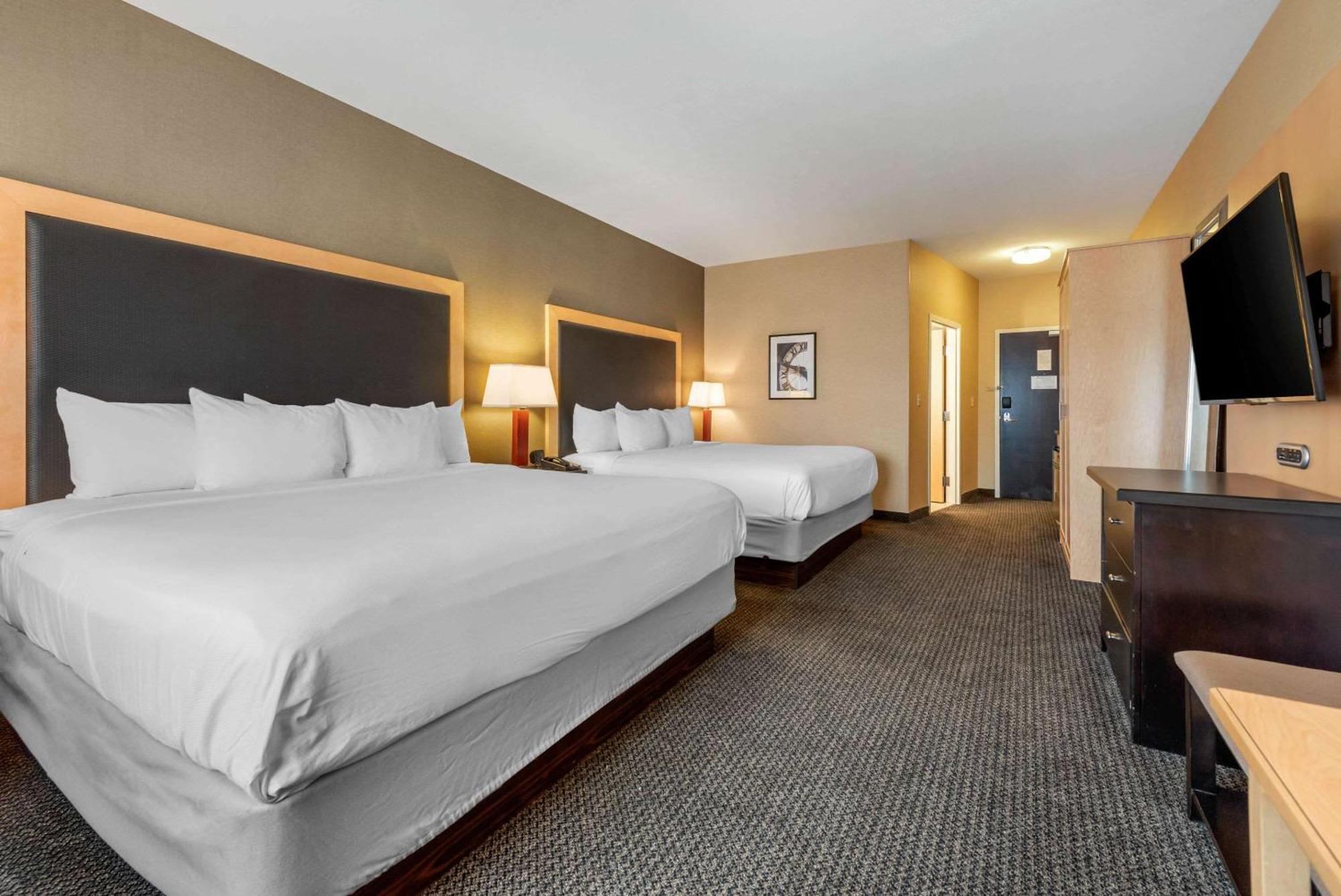 Cambria Hotel Akron - Canton Airport Uniontown Εξωτερικό φωτογραφία